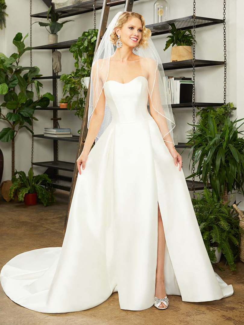 Hallie - Size 16